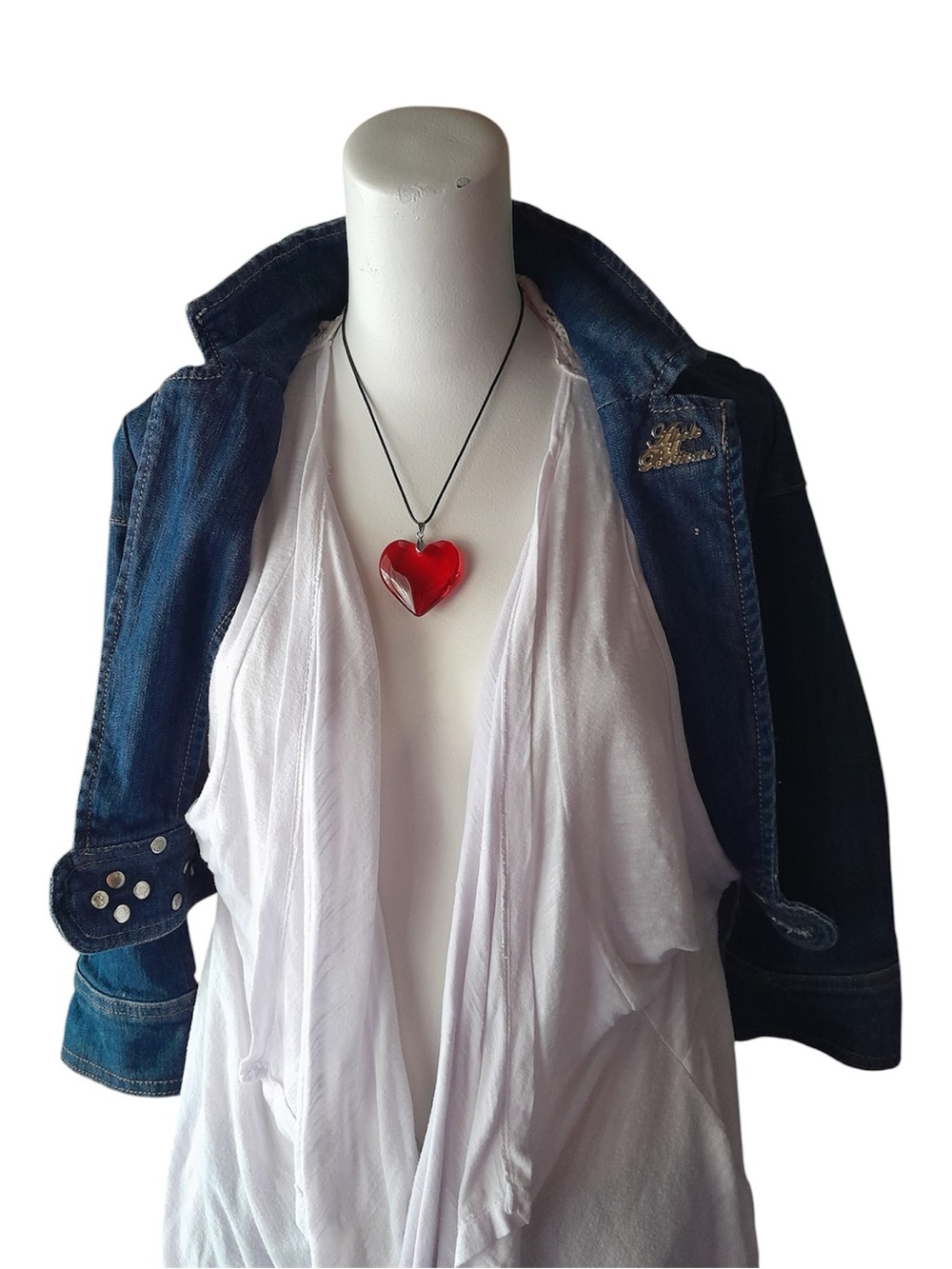 Red Glass Heart Pendant Necklace Goth Black Cord Puffy Acrylic Choker Y2K - Picture 5 of 7